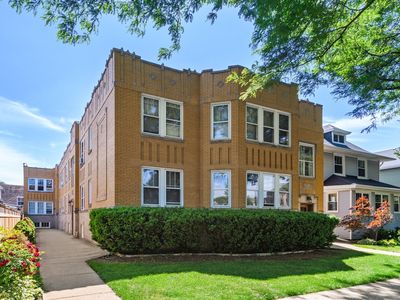 3651 N Kedvale Ave APT 2B, Chicago, IL, 60641