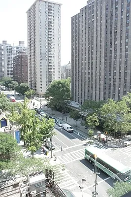 Rented by Realty Operations Group | media 1