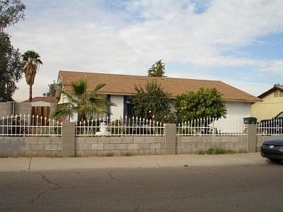 1st image of 2944 N 57th Ave