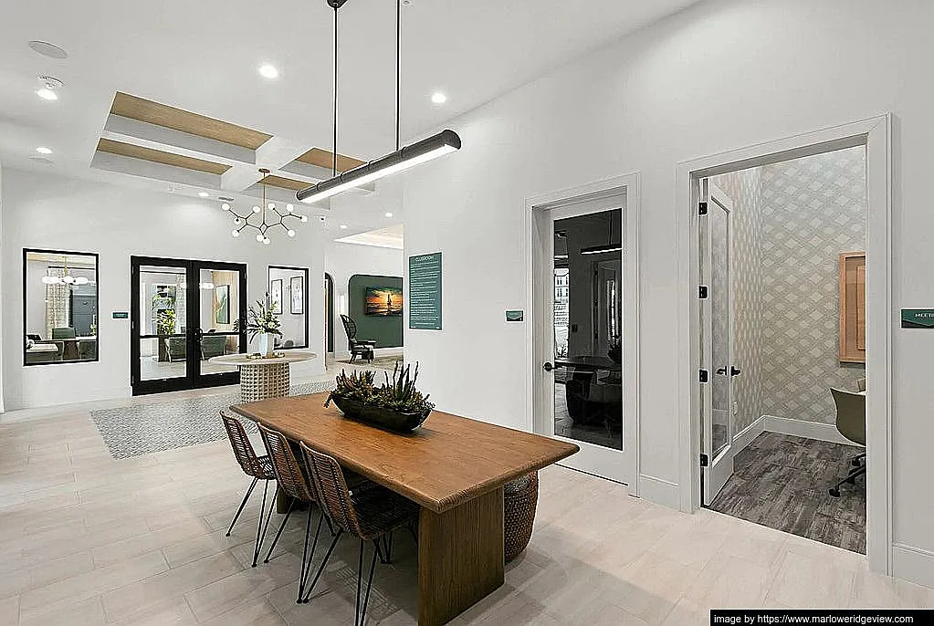 2 bed, 2.0 bath, 1030 sqft, $1,639 — Photo 3