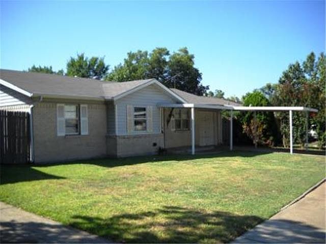 1st image of 2538 Emerald Dr