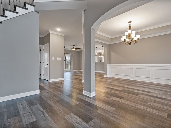 3rd image of 2835 Brunswick Dr