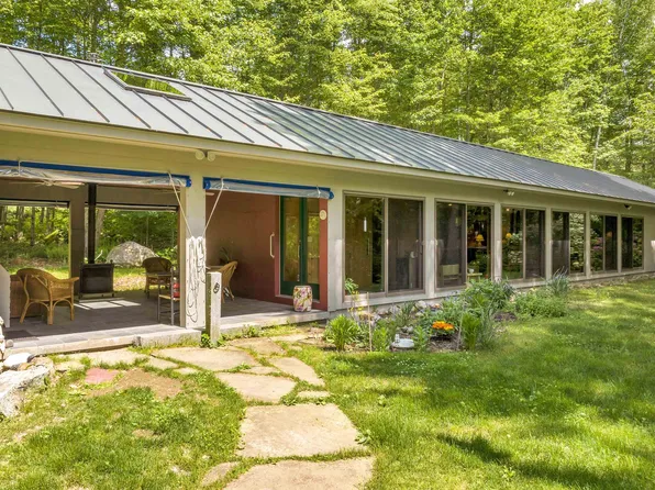 15 Sachem Drive, Tuftonboro, NH 03816