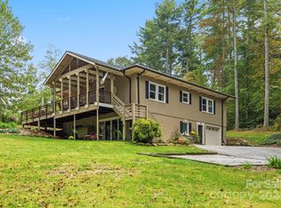 117 Dorne Dr, Hendersonville, NC 28739