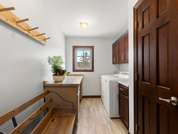 3rd image of 2544 Scenic Cir