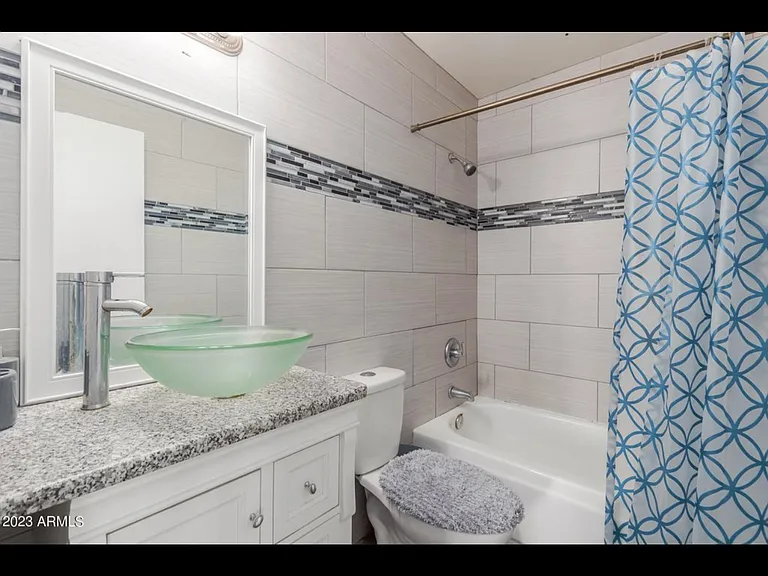2133 W Turney Ave #A86 — Photo 9