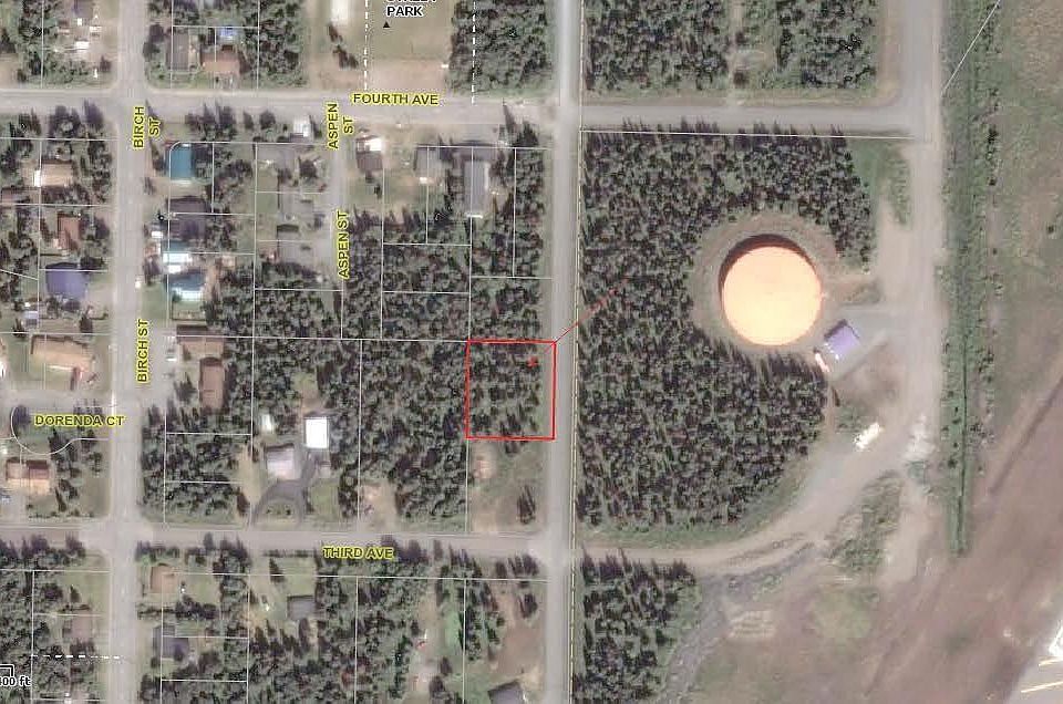 2nd image of 305 Floatplane Rd