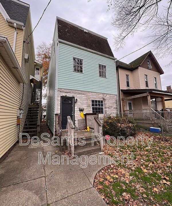 1st image of 542 5th Ave APT 3