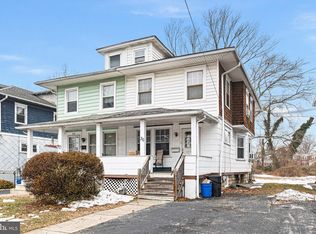 30 N Llanwellyn Ave, Glenolden, PA 19036