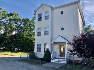 36 Lewis St, Worcester, MA 01610