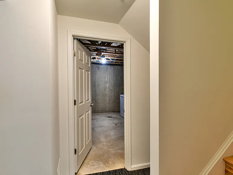 1319 Belmont St NW — Photo 19