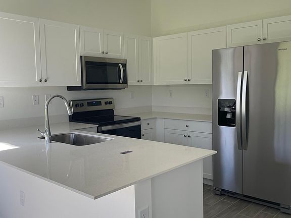 3rd image of 5496 Agostino Way