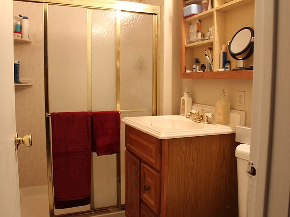 5th image of 13 Skyline Dr Unit 7