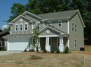 438 Standing Rock Dr, Boiling Springs, SC 29316