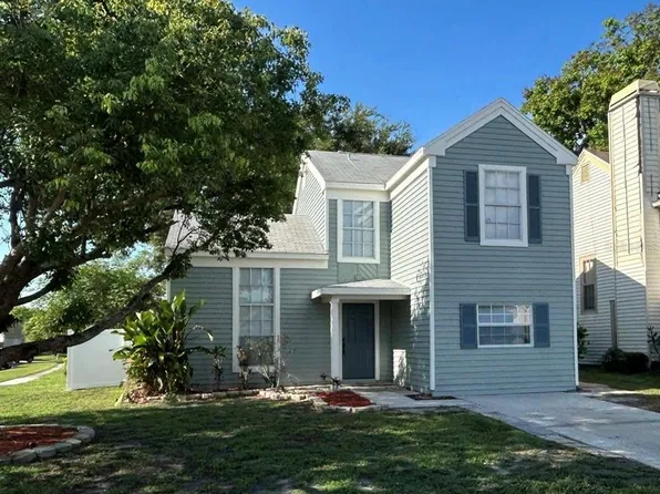 5102 Peachgreen Ct, Tampa, FL 33624
