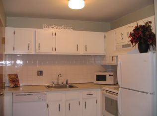 2108 Phillips Rd APT 43, New Bedford, MA 02745