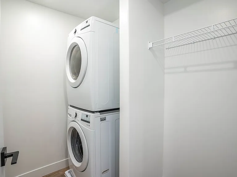 In Unit Washer and Dryer