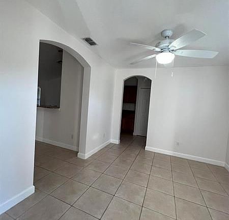 5th image of 1843 SW Altman Ave