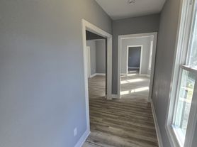 3268 N 2nd St, Milwaukee, WI