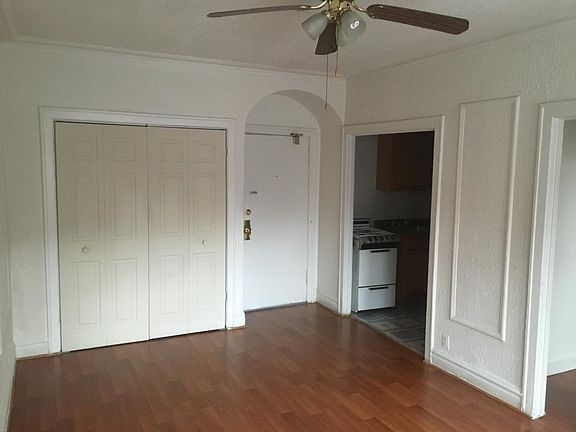 4th image of 5220 S Harper Ave APT 402