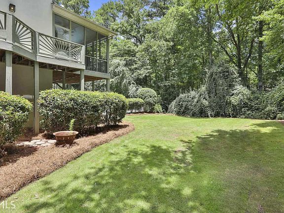 4th image of 503 Haddington Ln