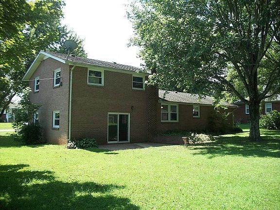 2nd image of 209 Northfield Dr