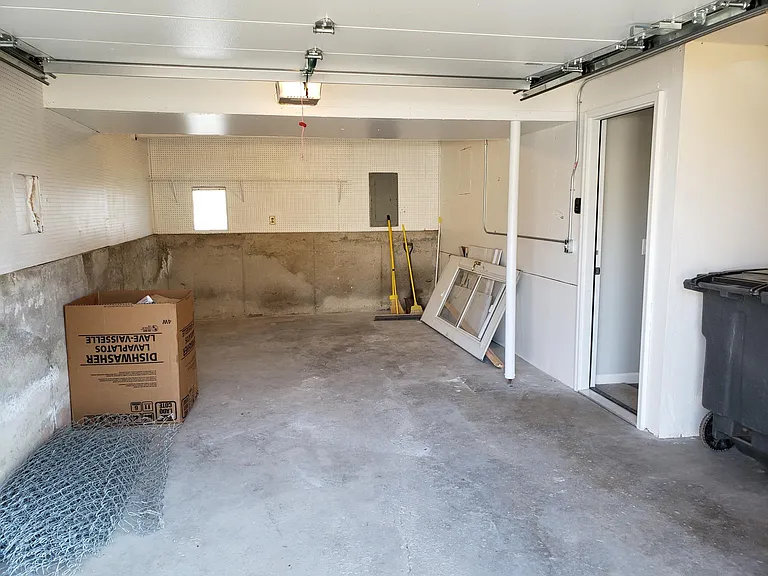 5470 Brook Point Rd — Photo 37