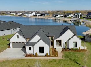 2214 N Emmalyn Cir, Wichita, KS 67205