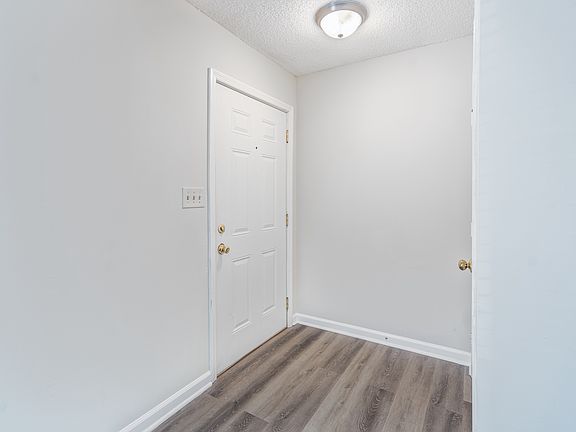 3rd image of 1724 McGregor Ct #1