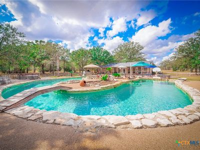 18120 E Interstate Highway 10, Luling, TX, 78648