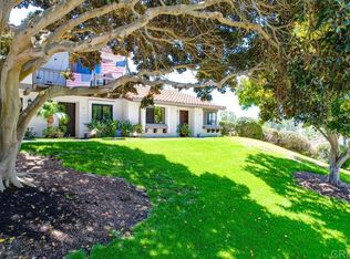 6942 Batiquitos Dr, Carlsbad, CA 92011