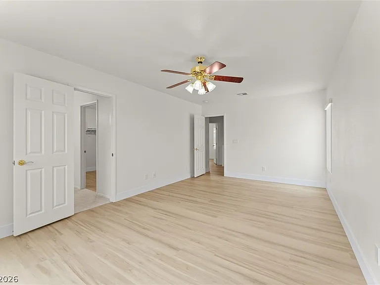 7660 Hope Valley St — Photo 34