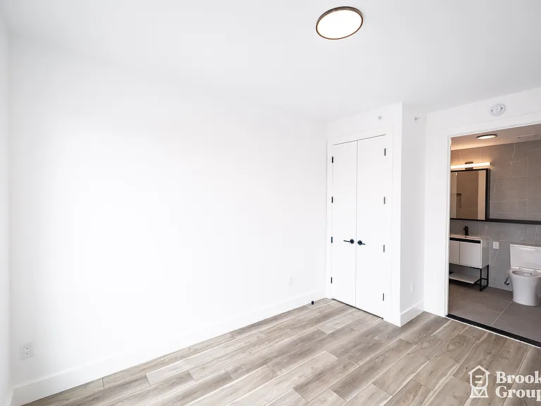 3009 Avenue I #4I — Photo 5