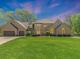 19 Amanda Ln, Yorkville, IL 60560