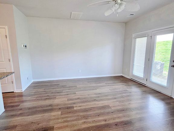 3rd image of 219 Catherine Ln #1