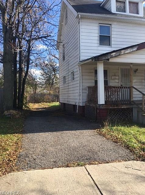 2nd image of 3587 E 143rd St