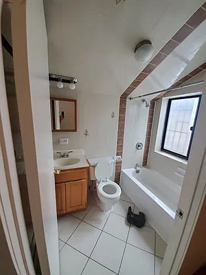 Rented by GPS Realty NYC | media 25