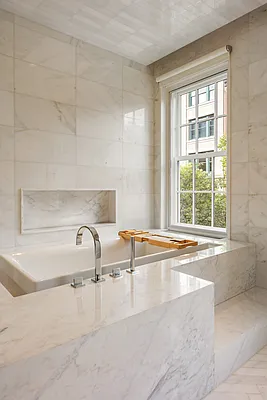 Sold by Compass | media 23