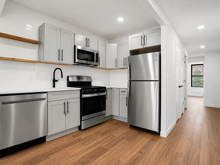 126 Union St #2 — Photo 1