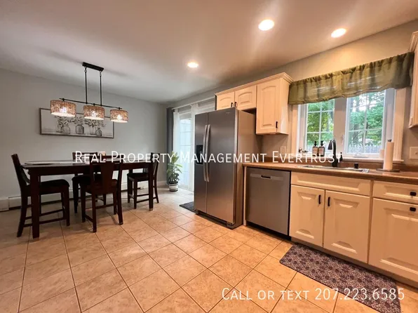 24 Garfield St Unit 13, Saco, ME 04072
