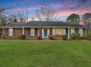 1915 McVitty Rd, Salem, VA 24153