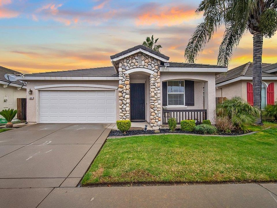 1st image of 3042 Tintorera Way