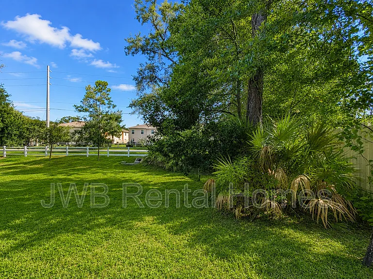6501 Timmerman Ct — Photo 15