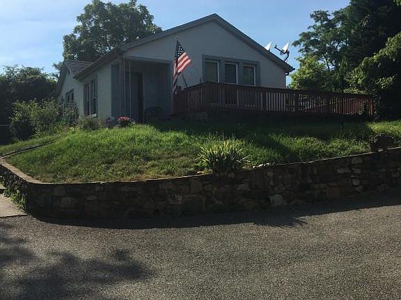 4th image of 737 Craig Ave