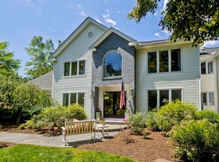 183 Loomis Rdg, Westfield, MA 01085