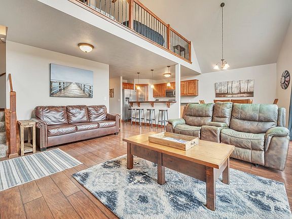 3rd image of 290 240th Ave #154