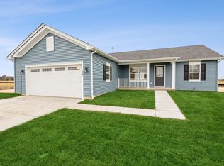 260 Phillips Ave, Walworth, WI 53184