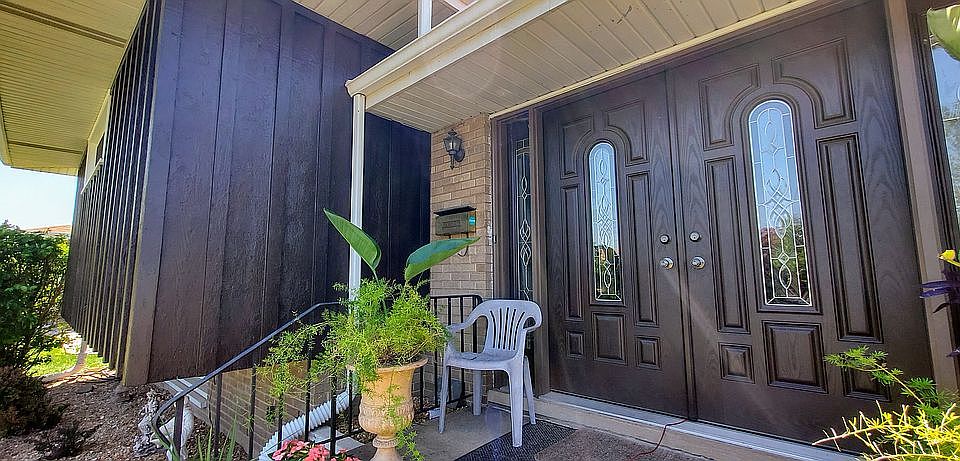 1st image of 4302 Hidalgo Ln