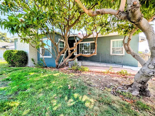 892 Valencia Dr, Colton, CA 92324