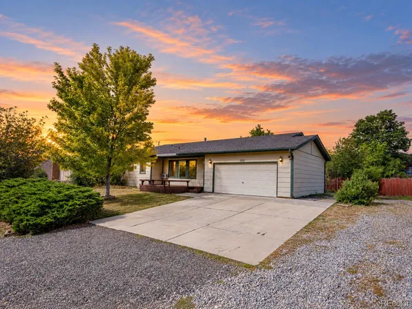 8905 S Brentwood Street, Littleton, CO 80128